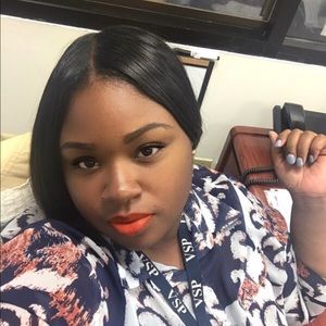 Meet your Posher, Bianca